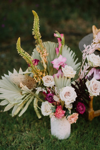 modern boho wedding flowers