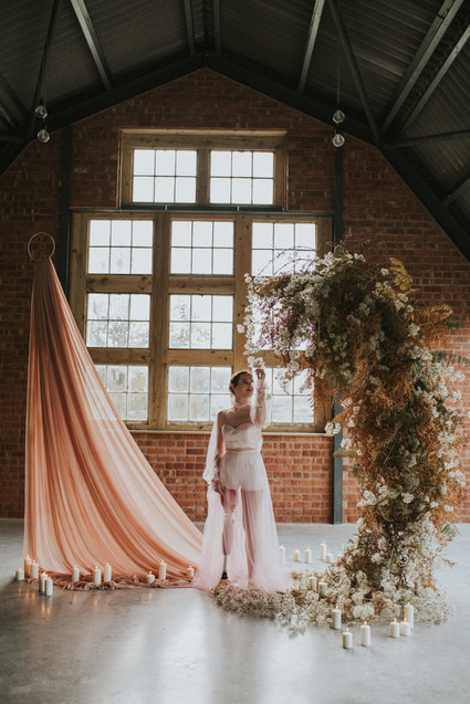 dried floral wedding arch