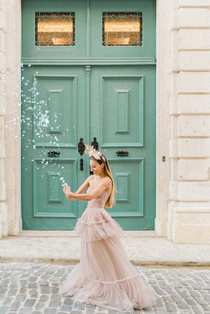 bride confetti