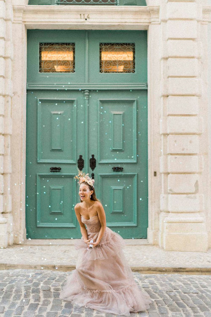 bride confetti