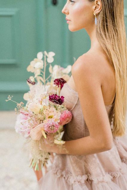 modern spring bride