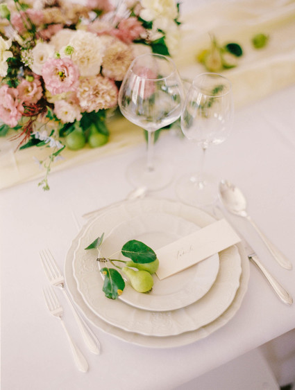 pear place settings Inspiration