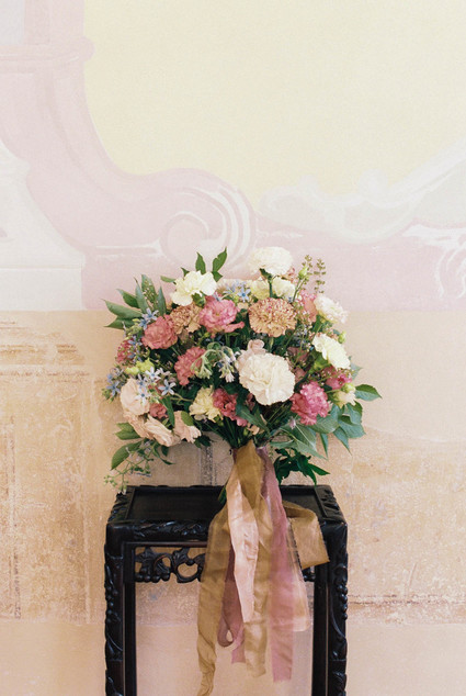 pink and white bridal bouquet