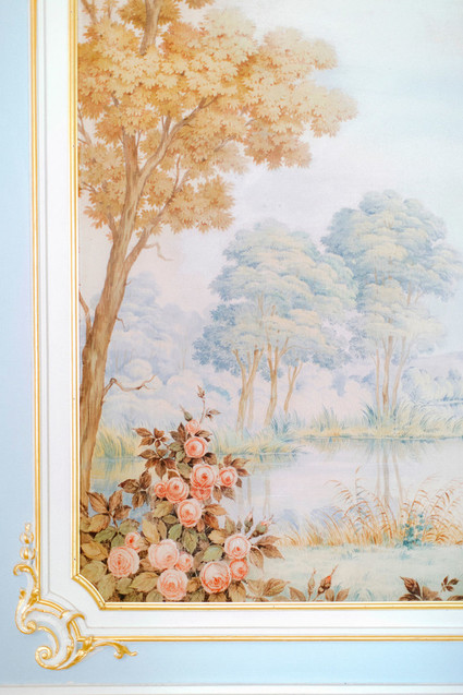 fine art painting at wedding venue