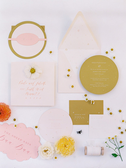 Charlotte's Web themed baby shower invitations