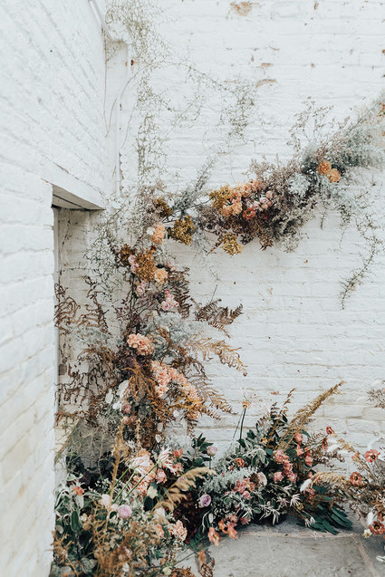 dried floral installation Inspiration