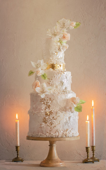 Fine art wedding cakes by Beata Tomasiewicz