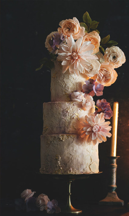 Fine art wedding cakes by Beata Tomasiewicz