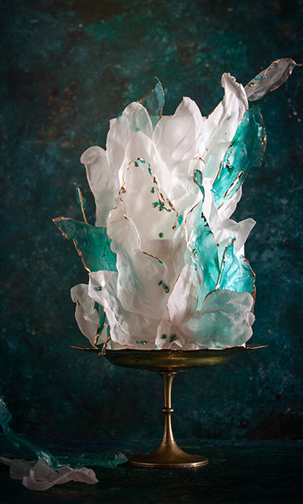 sculptural wedding cake