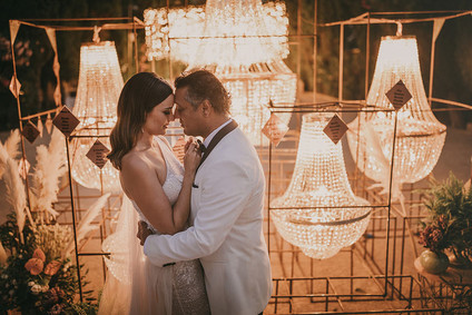 chandelier wedding decor