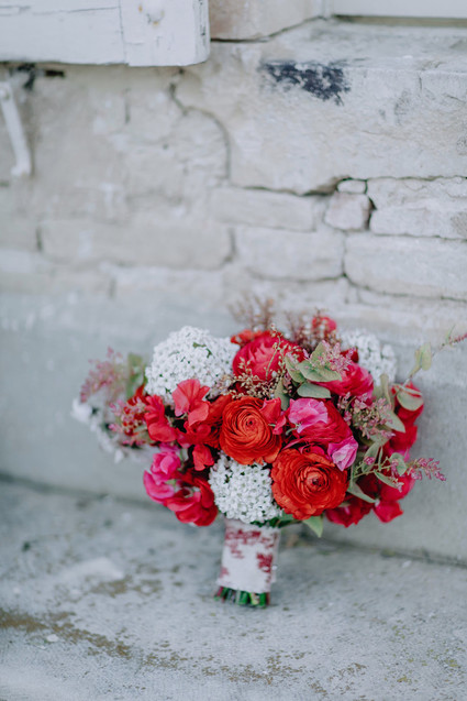 red wedding bouquet