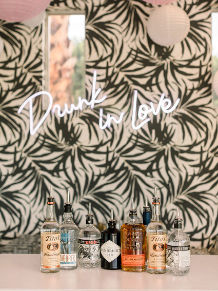 Palm Springs wedding bar