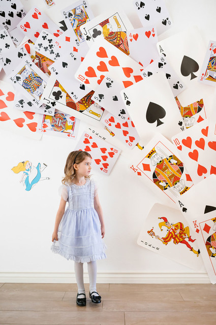 Alice in Wonderland kid birthday party Inspiration