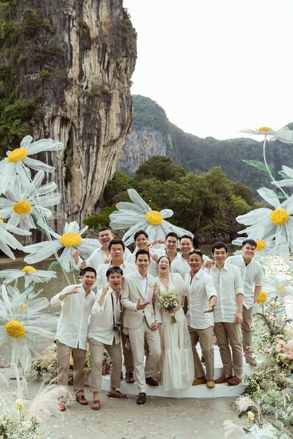 Daisy wedding decor Inspiration