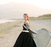Dark & romantic wedding inspiration